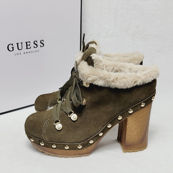 Guess Damery Medium Green  Studded Platform Heels sz 9 - Picture 1 of 12